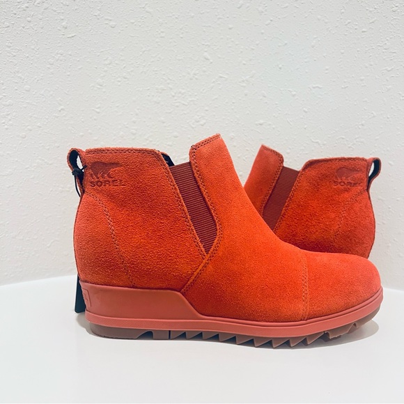 Sorel Evie Waterproof Suede Pull On Wedge Orange Women’s Booties Size 8 NWT - Picture 3 of 16